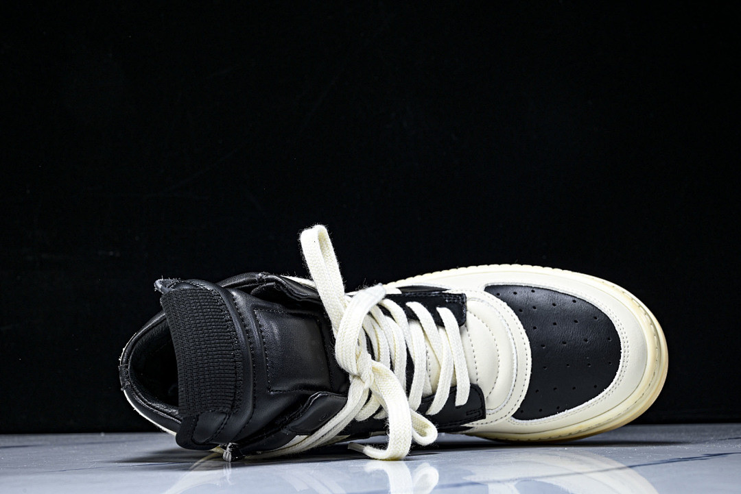 RO Sneakers