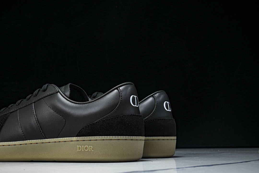 DR B01 Sneaker