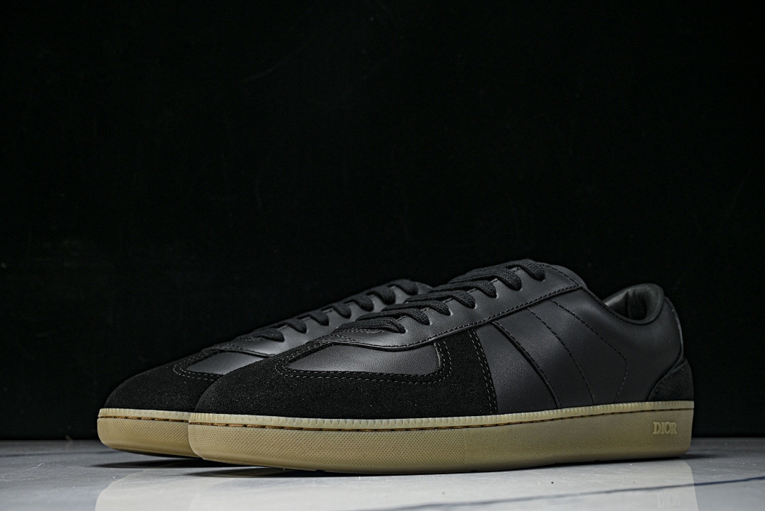DR B01 Sneaker