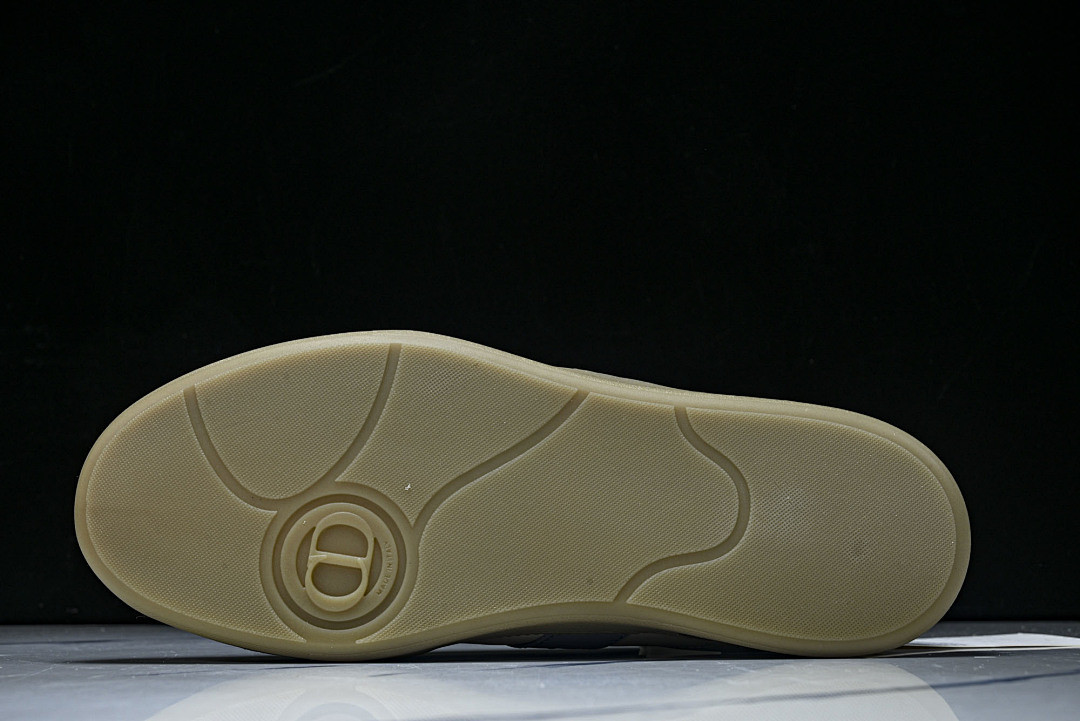 DR B01 Sneaker
