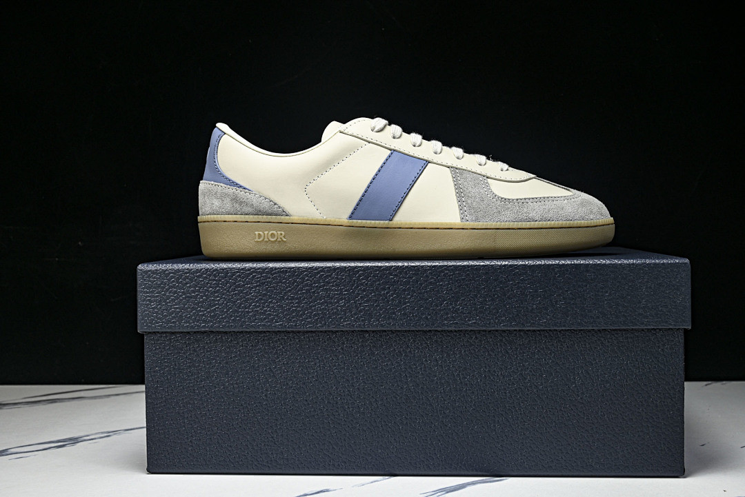 DR B01 Sneaker
