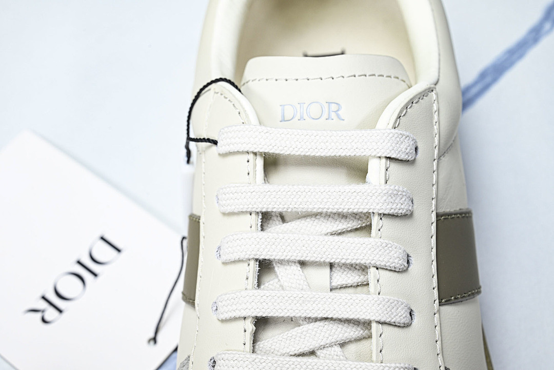 DR B01 Sneaker