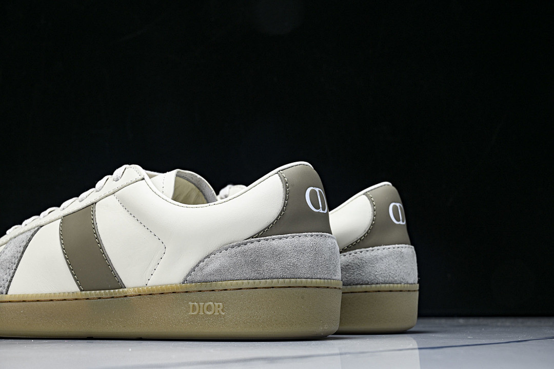 DR B01 Sneaker