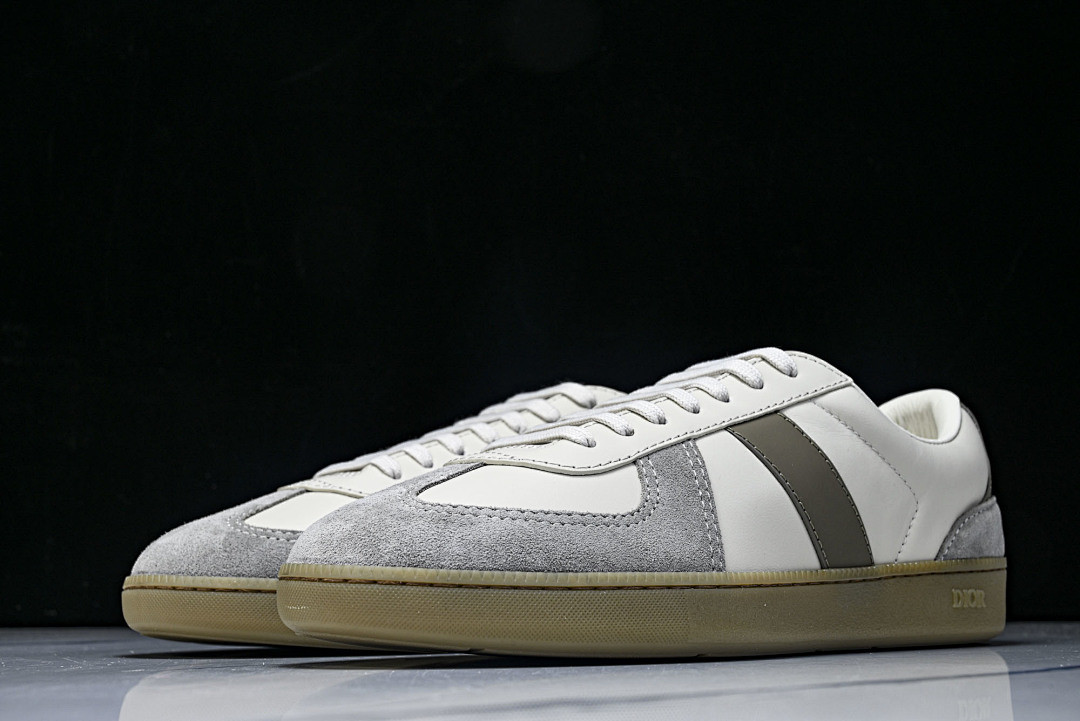 DR B01 Sneaker