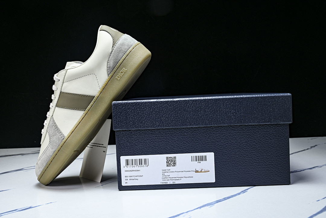 DR B01 Sneaker