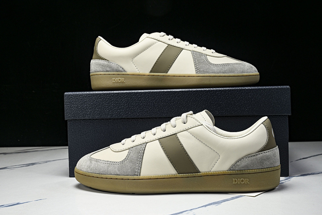 DR B01 Sneaker