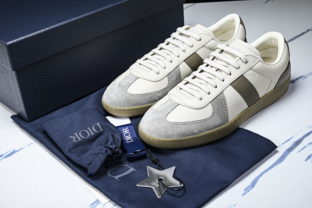 DR B01 Sneaker