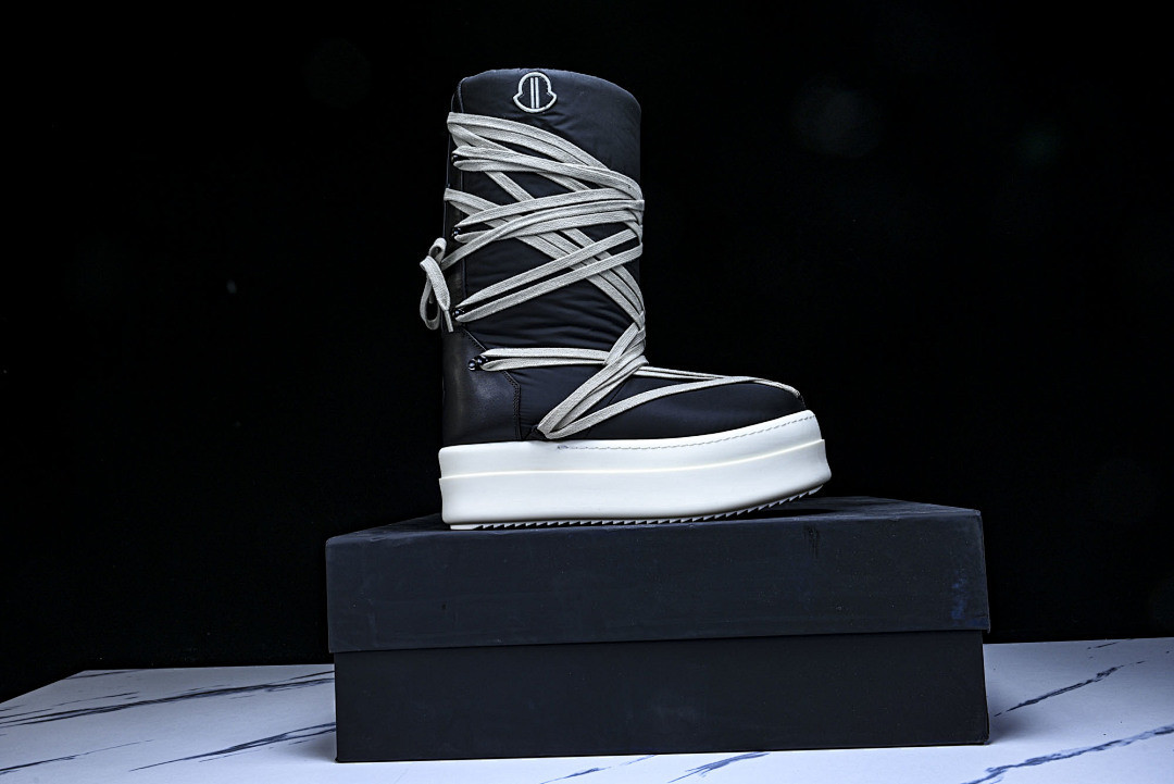 RO Sneakers
