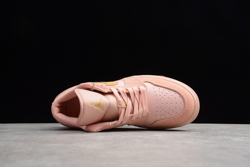Nike Air Jordan 1 Low Coral Stardust Pink Club Gold CJ9216-676