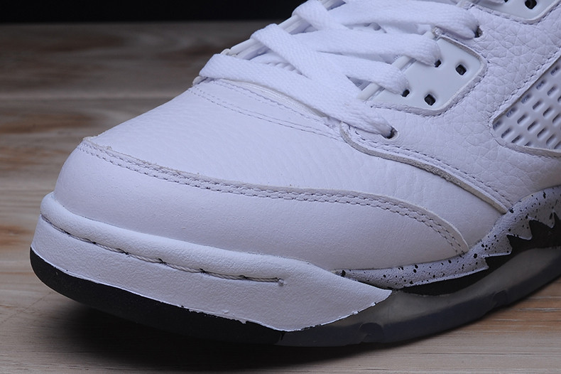 Air Jordan 5 Retro White Cement (GS) 440888-104