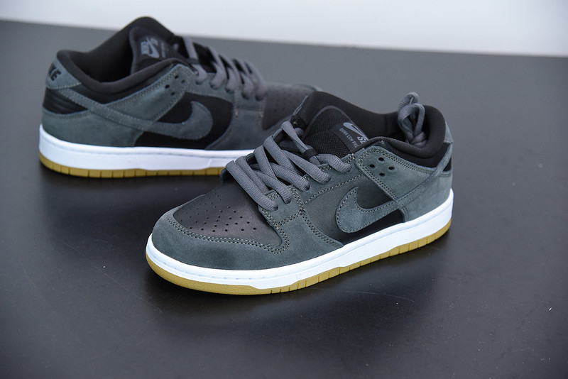Nike SB Dunk Low Dark Grey Black Gum AR0778-001