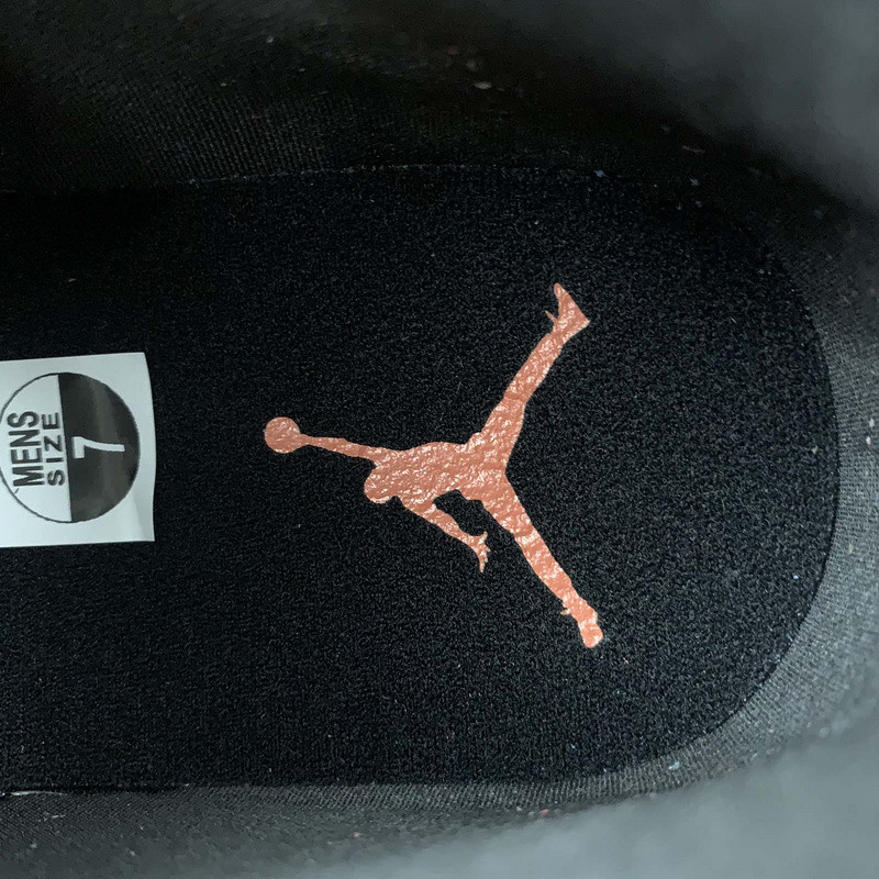 Air Jordan 1 Mid “Turf Orange” DD6834-802