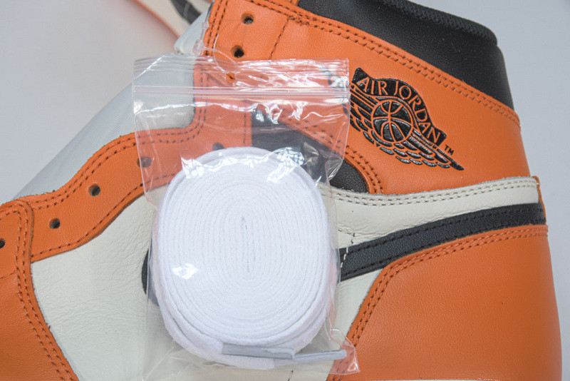 Air Jordan 1 Shattered Backboard Away 555088-113