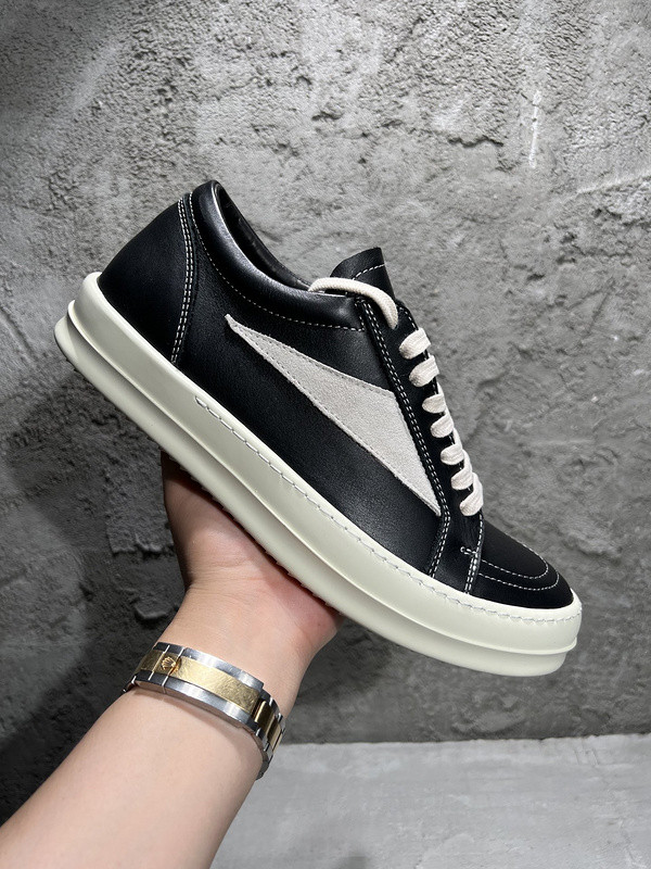 RO Sneakers