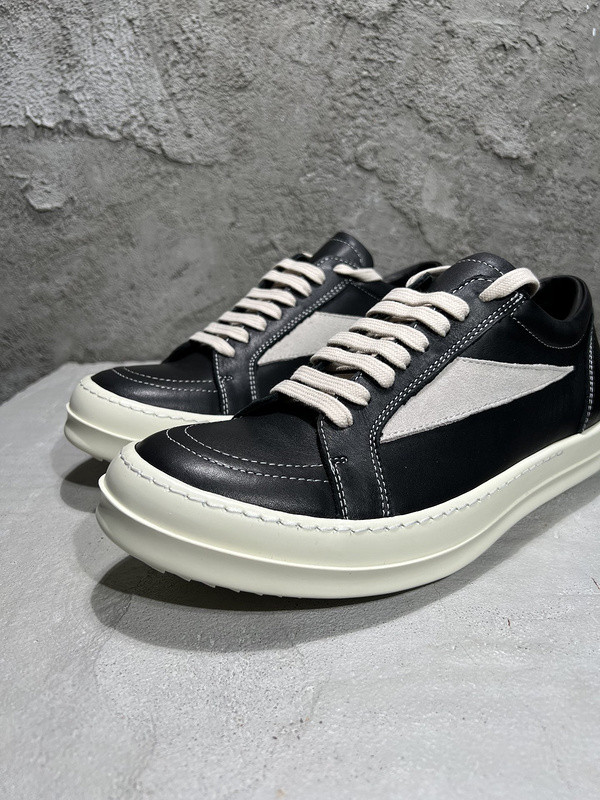 RO Sneakers