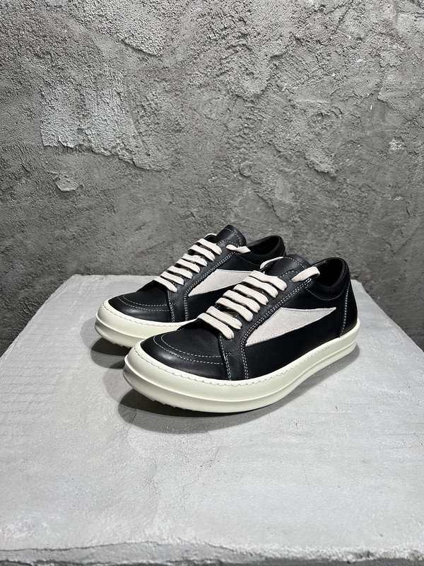 RO Sneakers