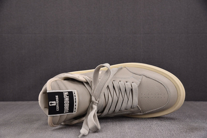 RO Sneakers