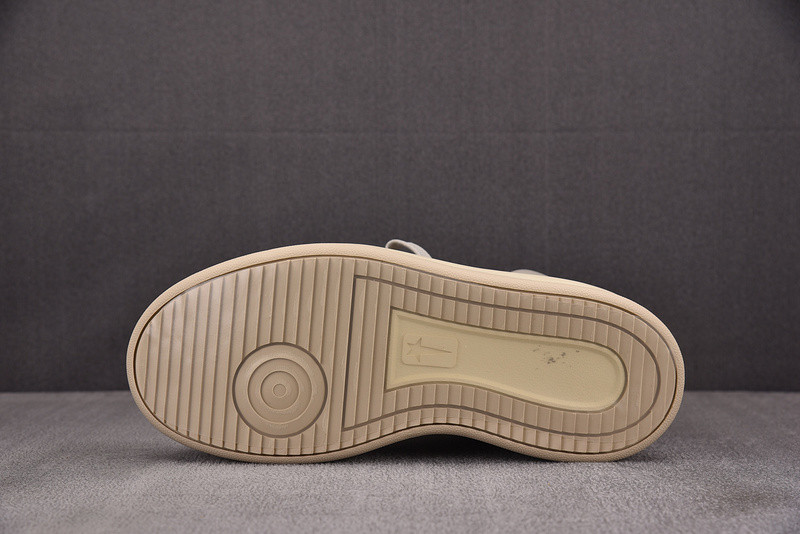 RO Sneakers