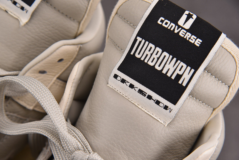 RO Sneakers
