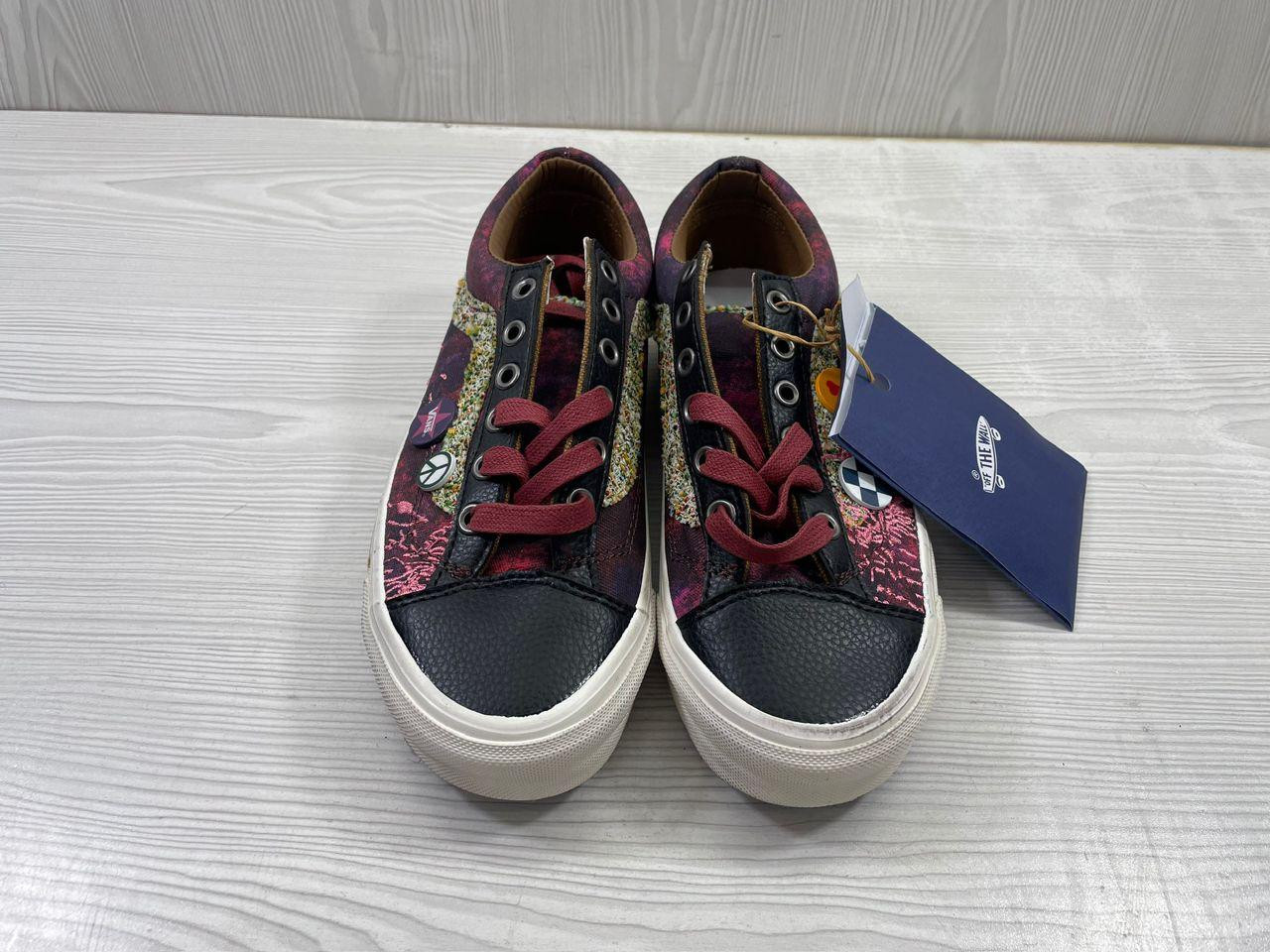 VANS SNEAKERS VS-002