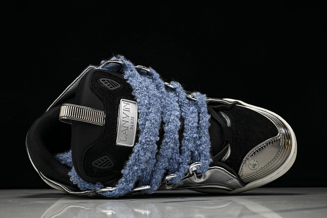 LanV sneakers