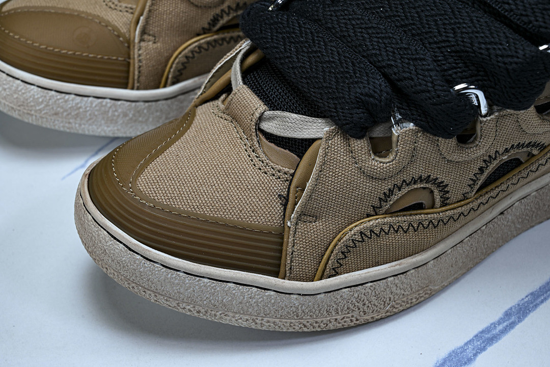 LanV sneakers