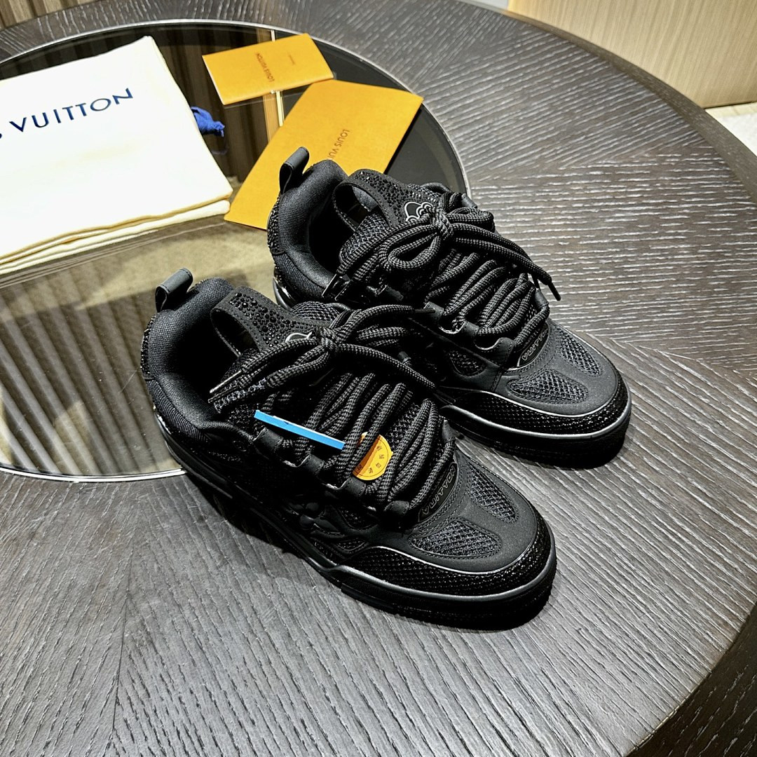 (ALL BLACK) L*V SKATE