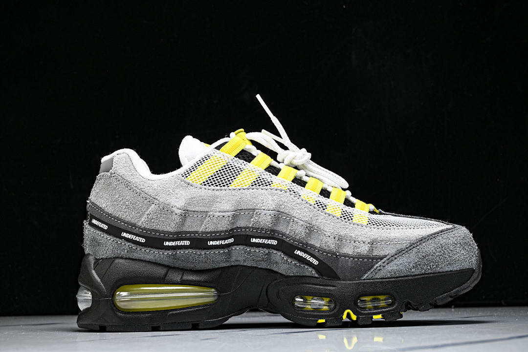 Undefeated x Nike Air Max 95 IB4523-002