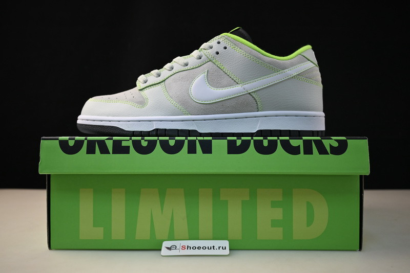 Dunk Low Oregon PE “Ducks of a Feather” FQ7260-001