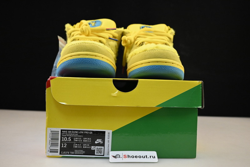 Grateful Dead x Nike SB Dunk Low 