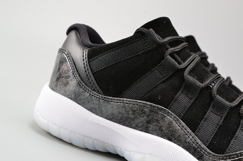 AIR JORDAN 11 RETRO LOW BG (GS) "BARON"  womens  528896-010