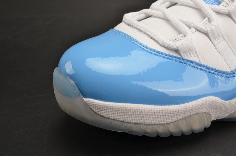 AIR JORDAN 11 RETRO LOW "CAROLINA 2017 RELEASE" mens 528895-106