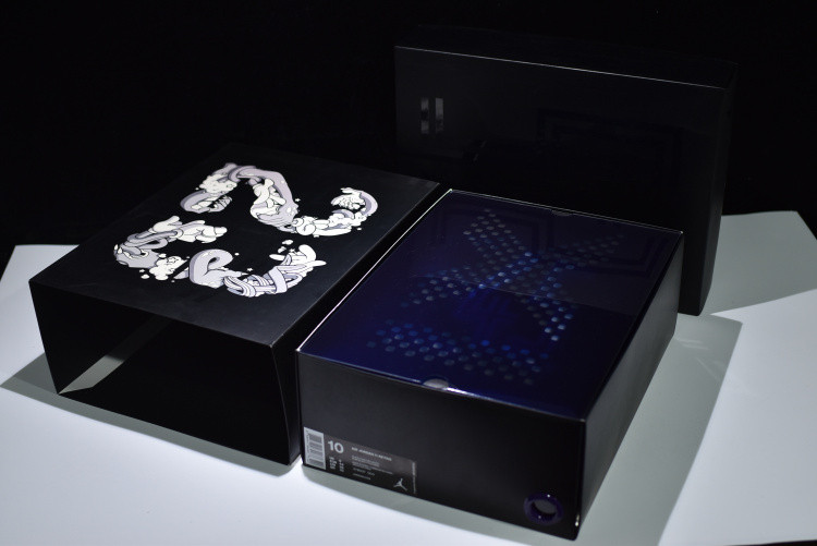 AIR JORDAN 11 RETRO "SPACE JAM 2016 RELEASE" 378037-003