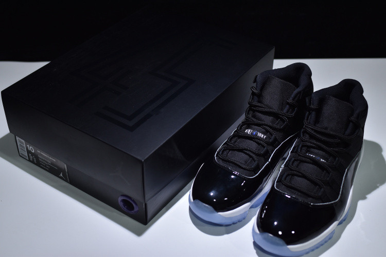 AIR JORDAN 11 RETRO "SPACE JAM 2016 RELEASE" 378037-003