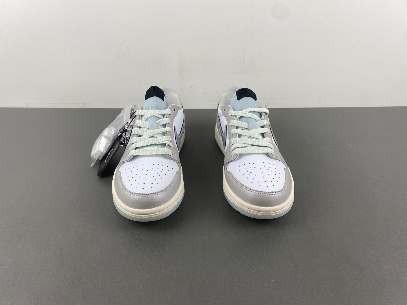 Air Jordan 1 Low OG “Year of the Snake” HF3144-100