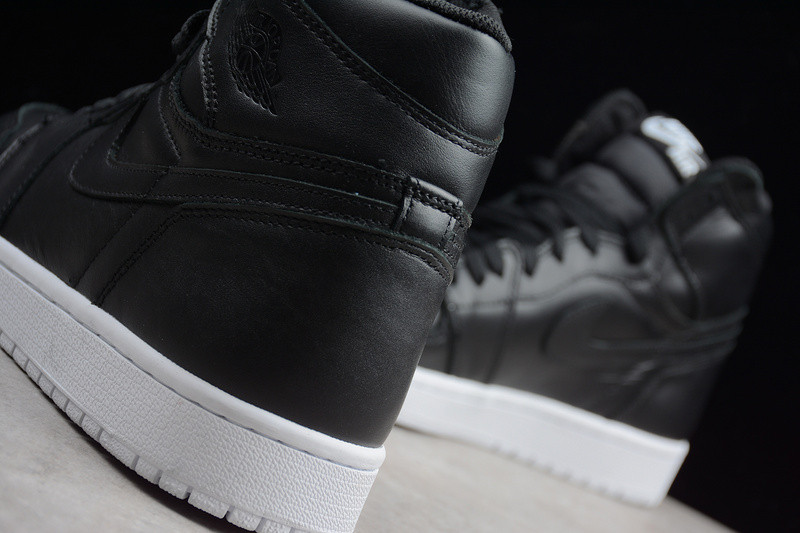 Air Jordan 1 Retro OG “Cyber Monday” black  555088-006