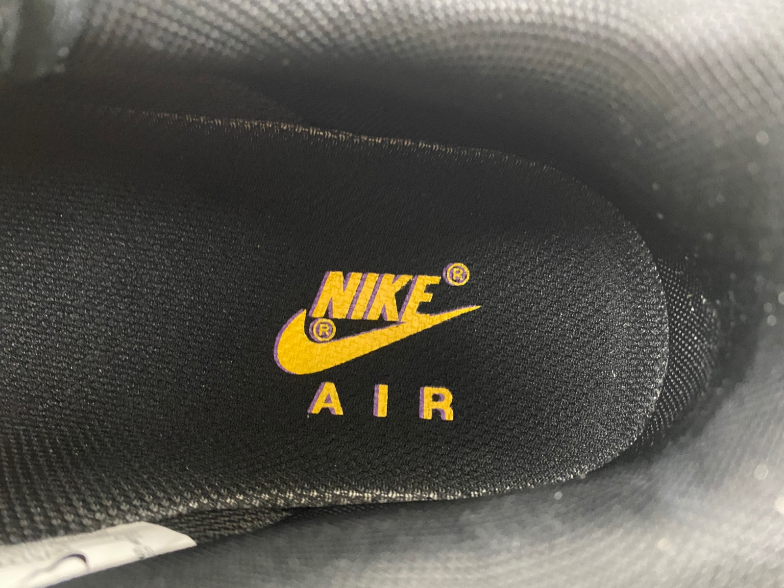 Kobe Bryant x Nike Air Force 1 Low HV5122-001