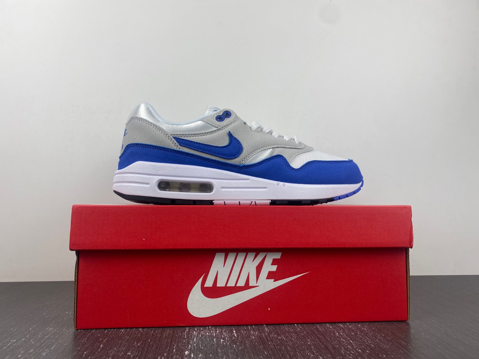 Nike Air Max 1 OG “Anniversary” 908375-101