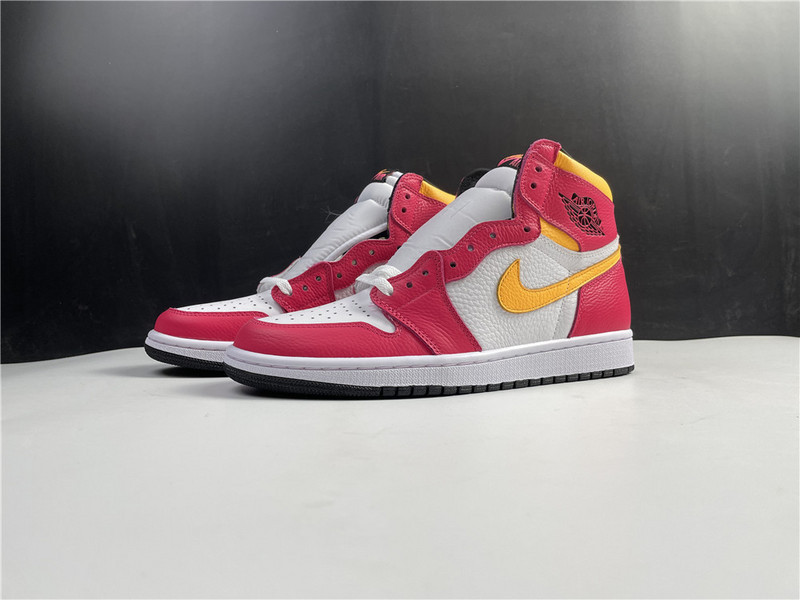 Air Jordan Retro 1 High OG “Light Fusion Red” 555088-603