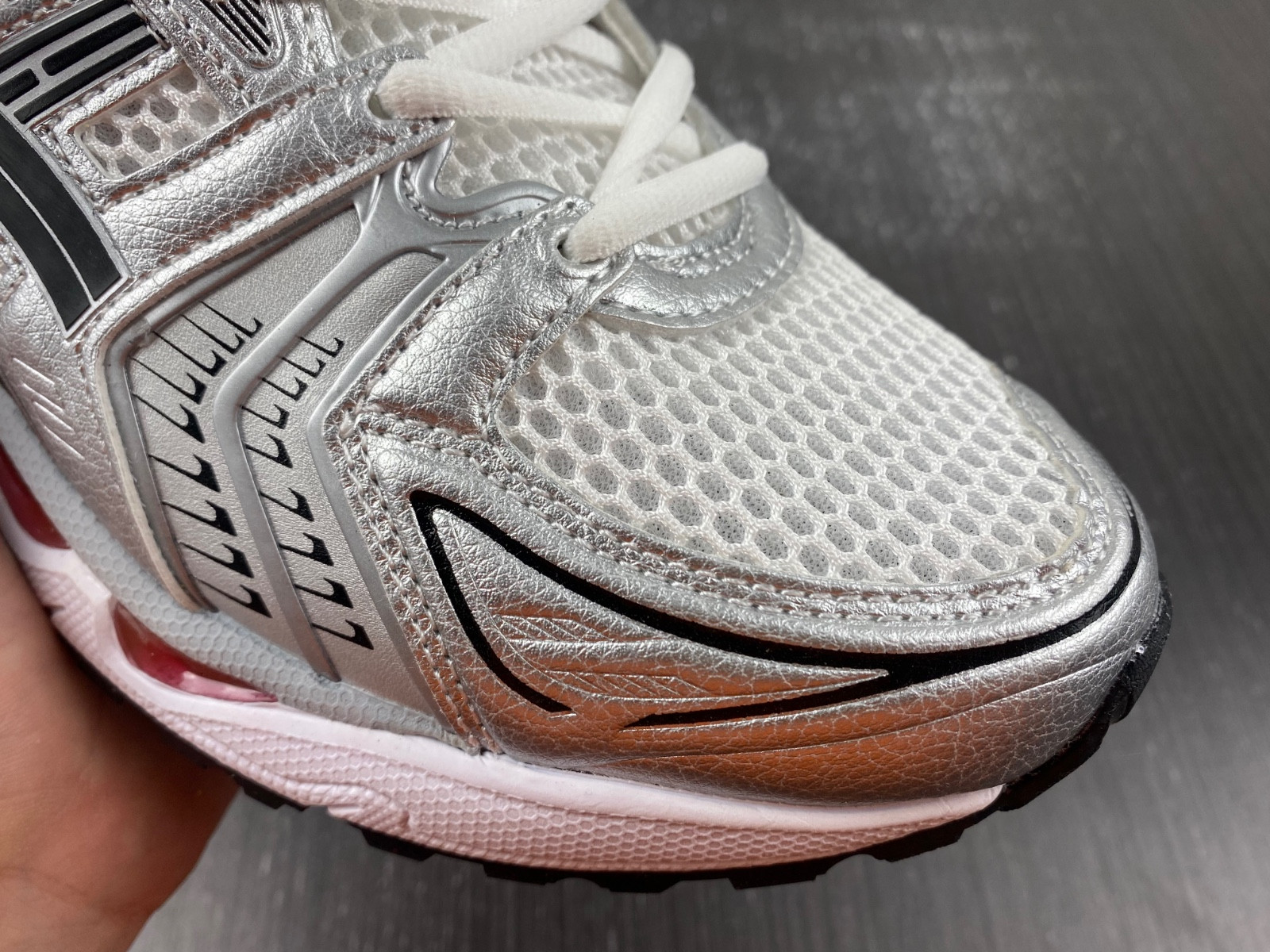 As*ic*s gel-kayano 14  1201a019-103