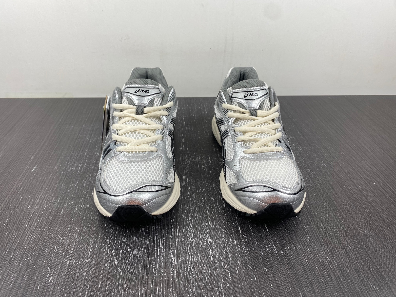 As*ic*s gel-kayano 14  1201a457-100
