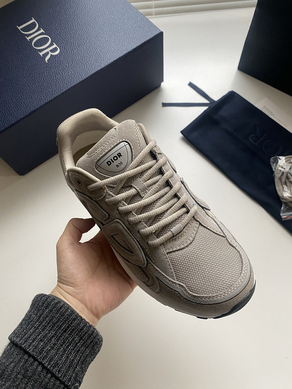 DR B30 Sneaker