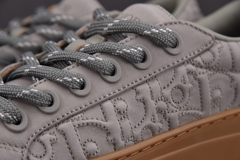 DR B33 Sneaker