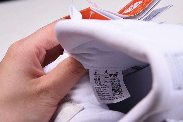 Air Jordan 11 Retro White Metallic Silver (W) AR0715-100