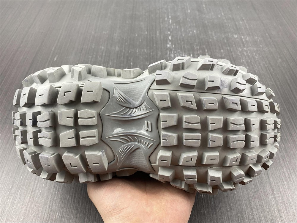 Ba*len*cia*ga blc0825