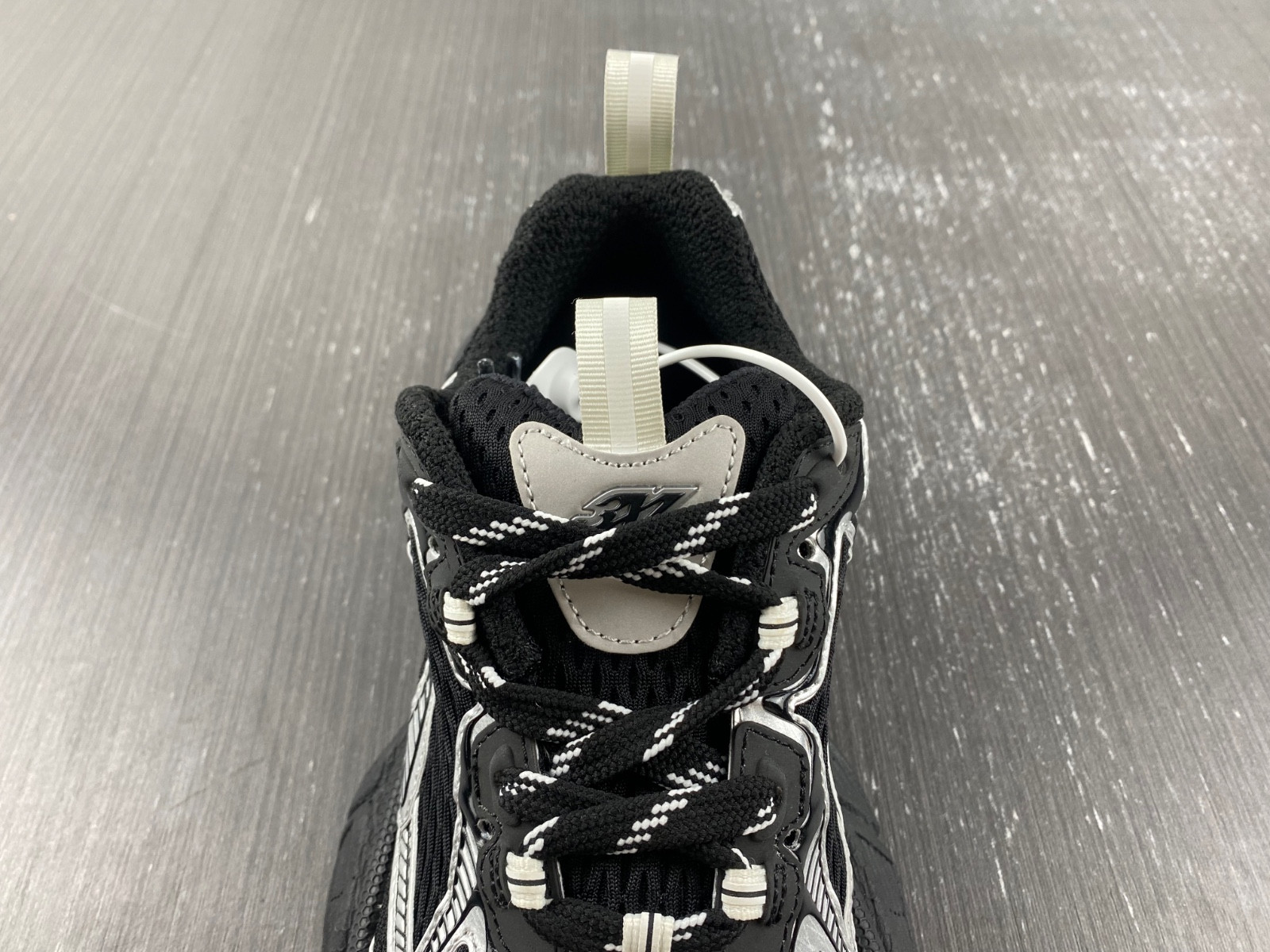 Ba*len*cia*ga 3xl 734733 w3rb5 0218