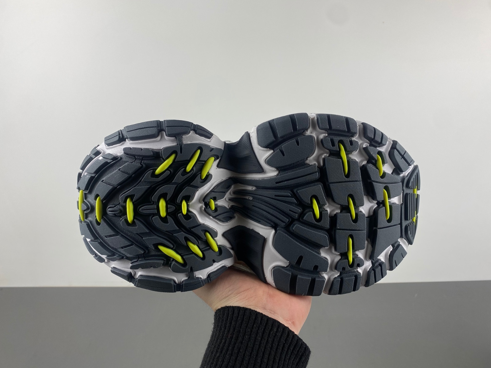 Ba*len*cia*ga sneaker 815853 w2mv2 1937