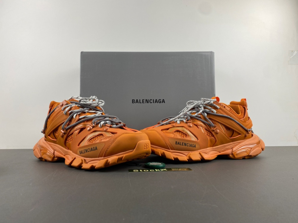 Balenciaga track 800592 WTRHK 7000