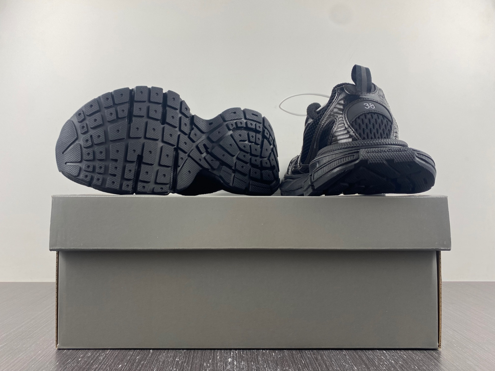 Ba*len*cia*ga 3xl 542228 w2rc6 0203