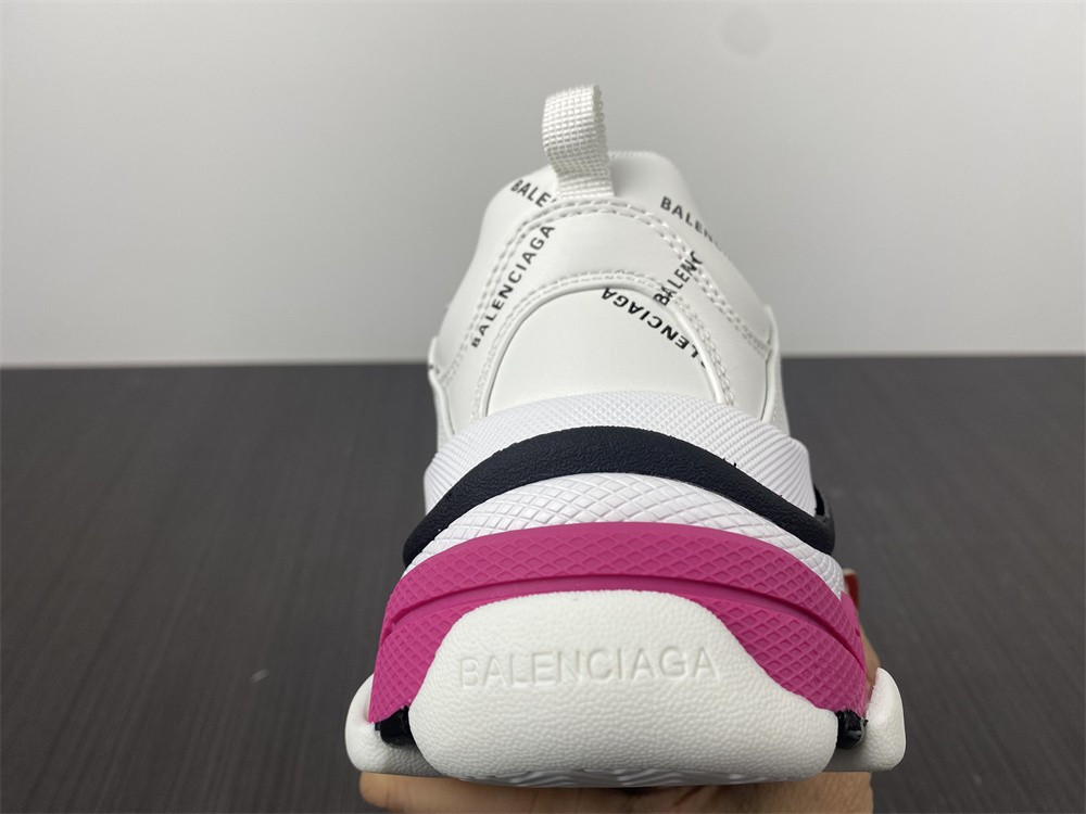 Ba*len*cia*ga triple s black sneaker 524039 w2fa4 9155